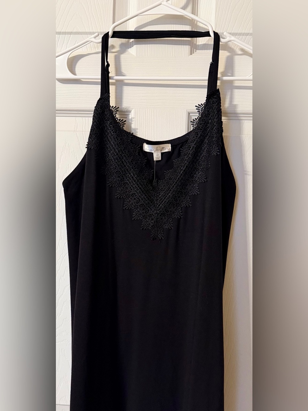Nine Britton lace black criss cross cami NWT 1x